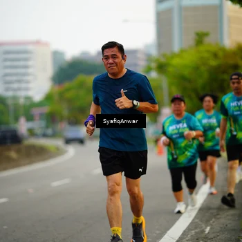 Runner Photo 8650249