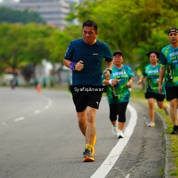 Runner Photo 8650261
