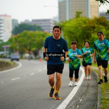 Runner Photo 8650270
