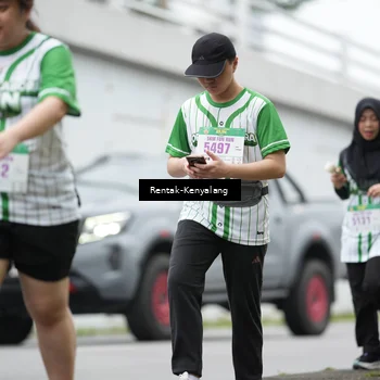 Runner Photo 8650624