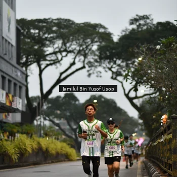 Runner Photo 8650744