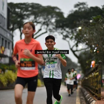 Runner Photo 8650768