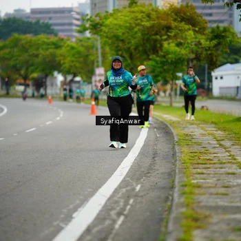 Runner Photo 8650881
