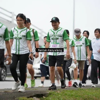 Runner Photo 8650892