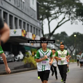 Runner Photo 8650897
