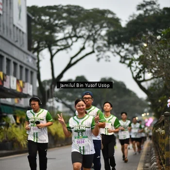 Runner Photo 8650911