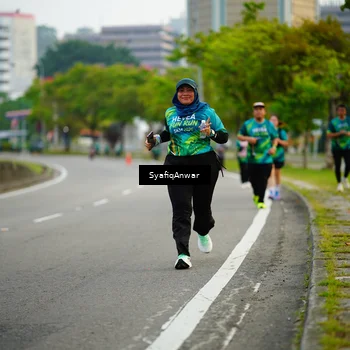 Runner Photo 8650928