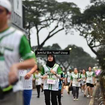 Runner Photo 8651000