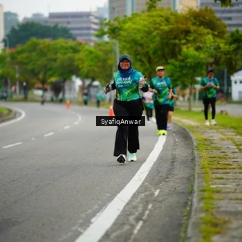 Runner Photo 8651042