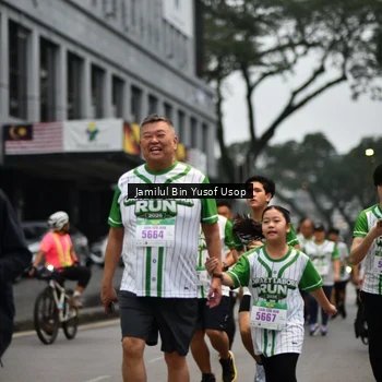 Runner Photo 8651172