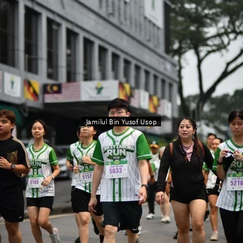 Runner Photo 8652865