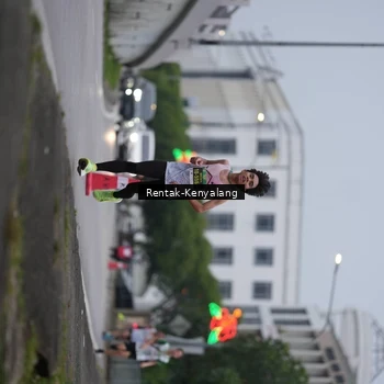 Runner Photo 8653013