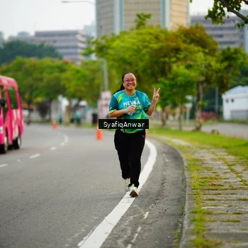 Runner Photo 8653807