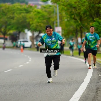 Runner Photo 8654002