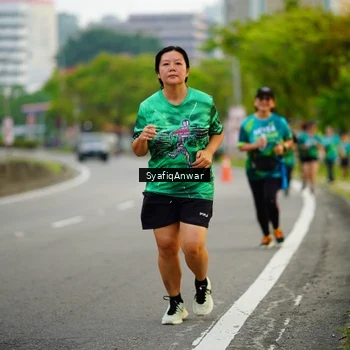 Runner Photo 8654099