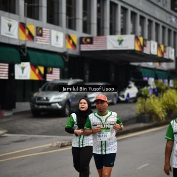 Runner Photo 8654641