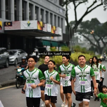 Runner Photo 8654694