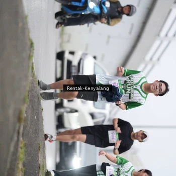 Runner Photo 8654800