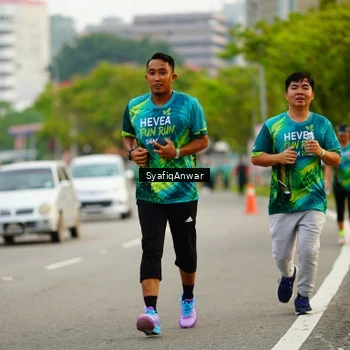 Runner Photo 8655692
