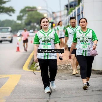 Runner Photo 8656242