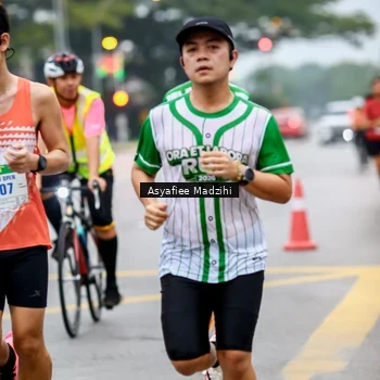 Runner Photo 8656335
