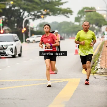 Runner Photo 8656344