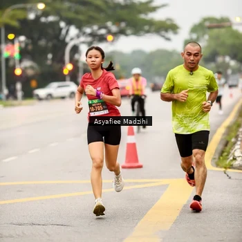 Runner Photo 8656350