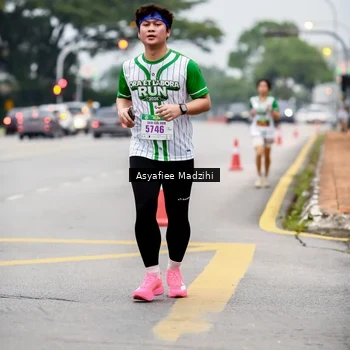 Runner Photo 8656384