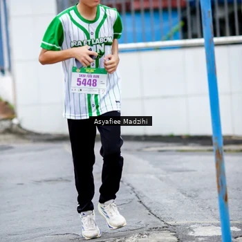 Runner Photo 8656471