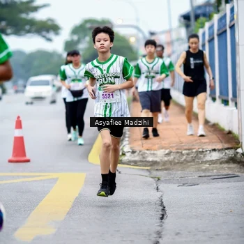 Runner Photo 8656494