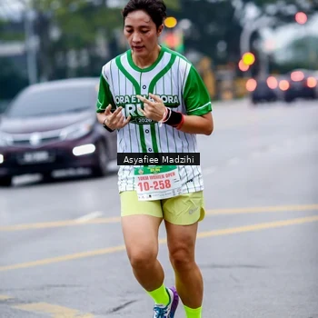 Runner Photo 8656514