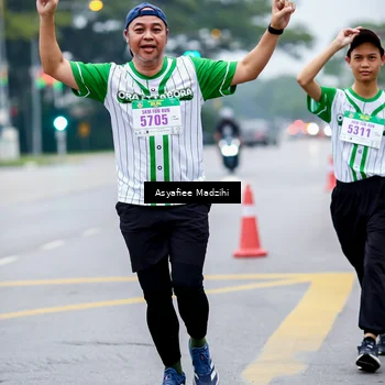 Runner Photo 8656579