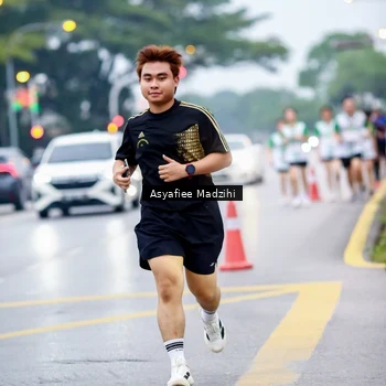 Runner Photo 8656616