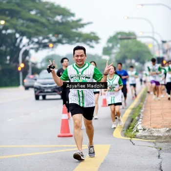 Runner Photo 8656620