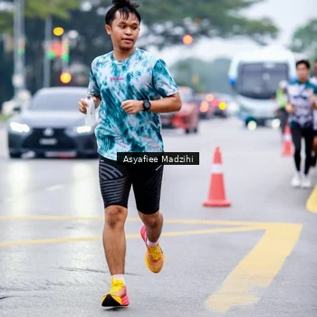 Runner Photo 8656673