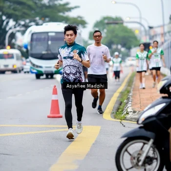 Runner Photo 8656677