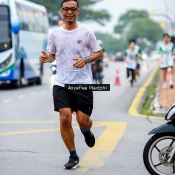 Runner Photo 8656691