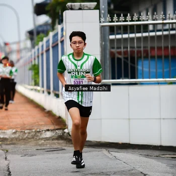 Runner Photo 8656795