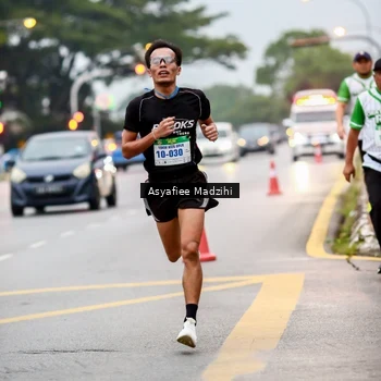 Runner Photo 8656951