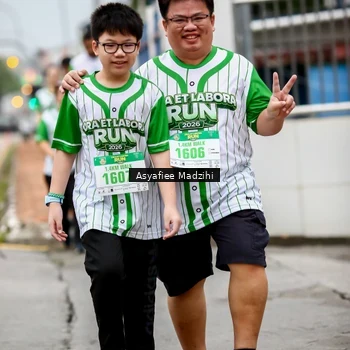 Runner Photo 8657012