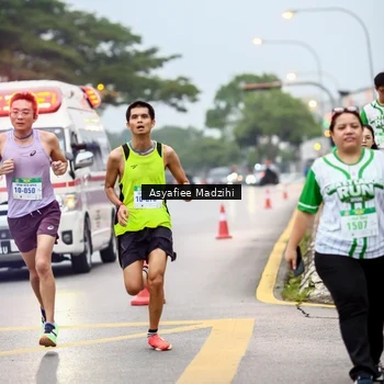 Runner Photo 8657014