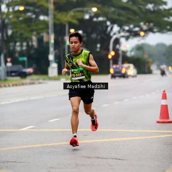 Runner Photo 8657044