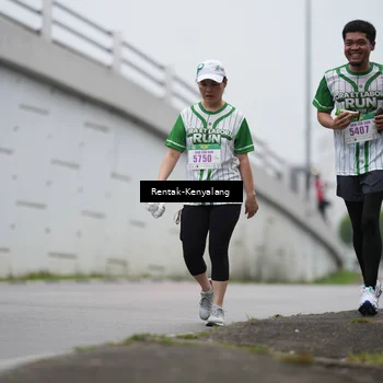 Runner Photo 8657068