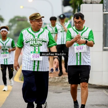 Runner Photo 8657263