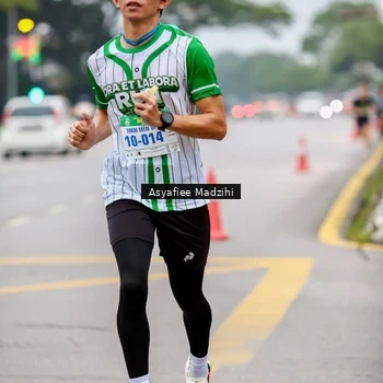 Runner Photo 8657309