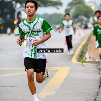 Runner Photo 8657370