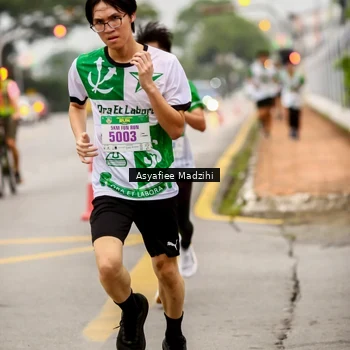 Runner Photo 8657390