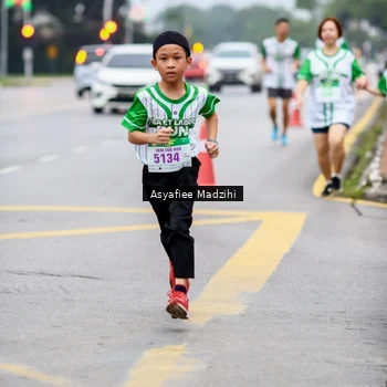 Runner Photo 8657412