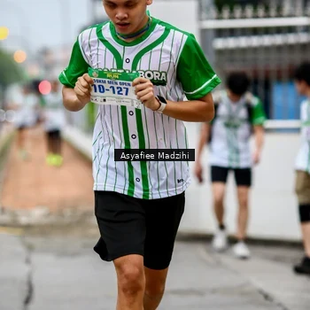 Runner Photo 8657499