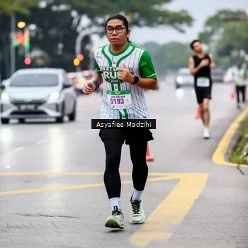 Runner Photo 8657546